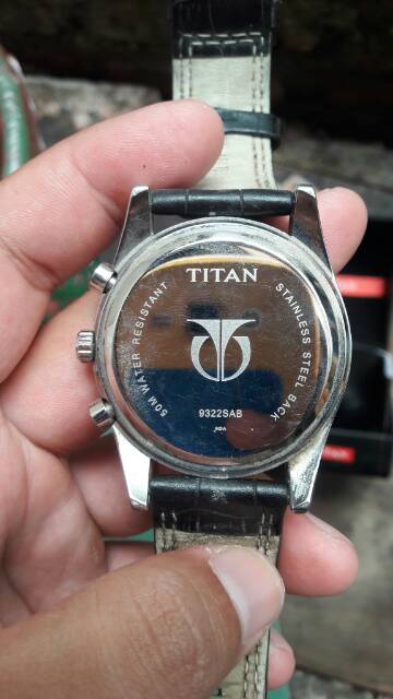 Jam Tangan TITAN 9322SAB Classic