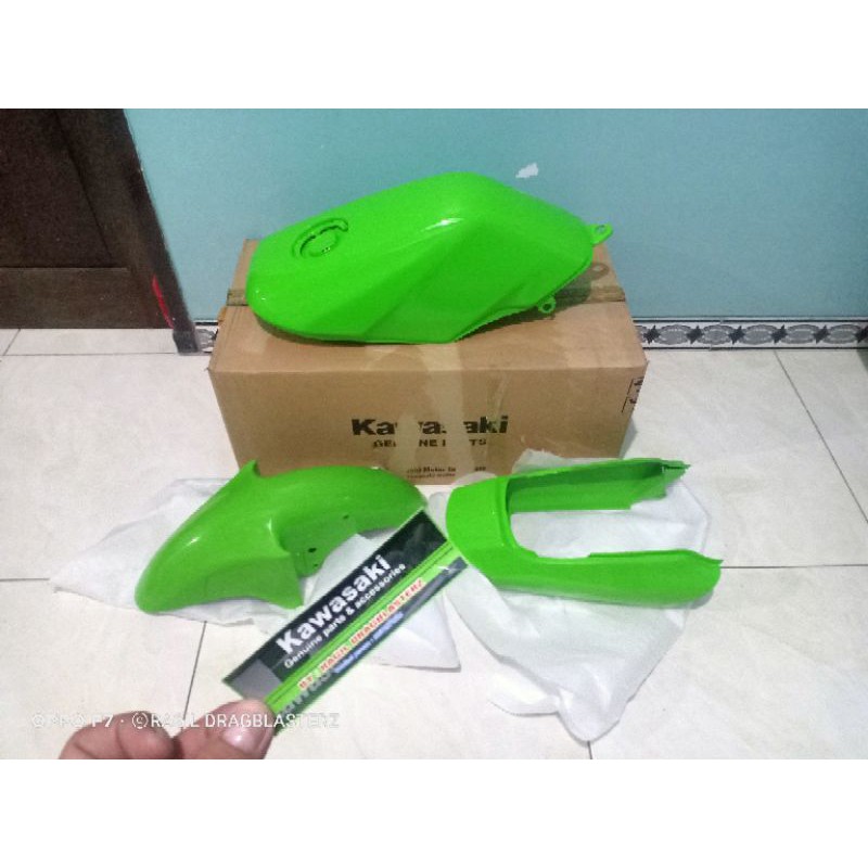 Jual body set ninja r ninja ss hijau muda original Kawasaki