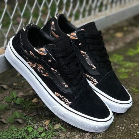 Vans old skool tiger on sale camo