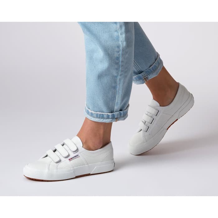 sepatu superga original