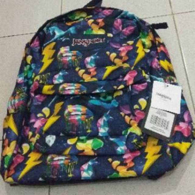 Tas jansport outlet gramedia