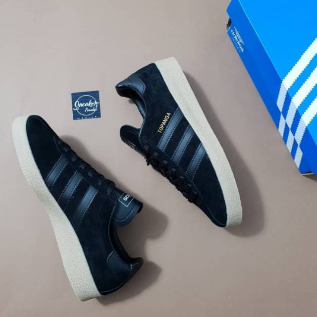 Adidas topanga black gum best sale