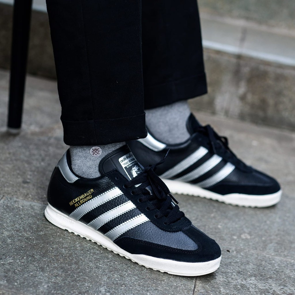 Sepatu adidas 800 ribu hotsell