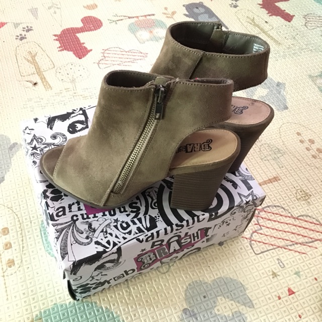 Sepatu hotsell boots payless