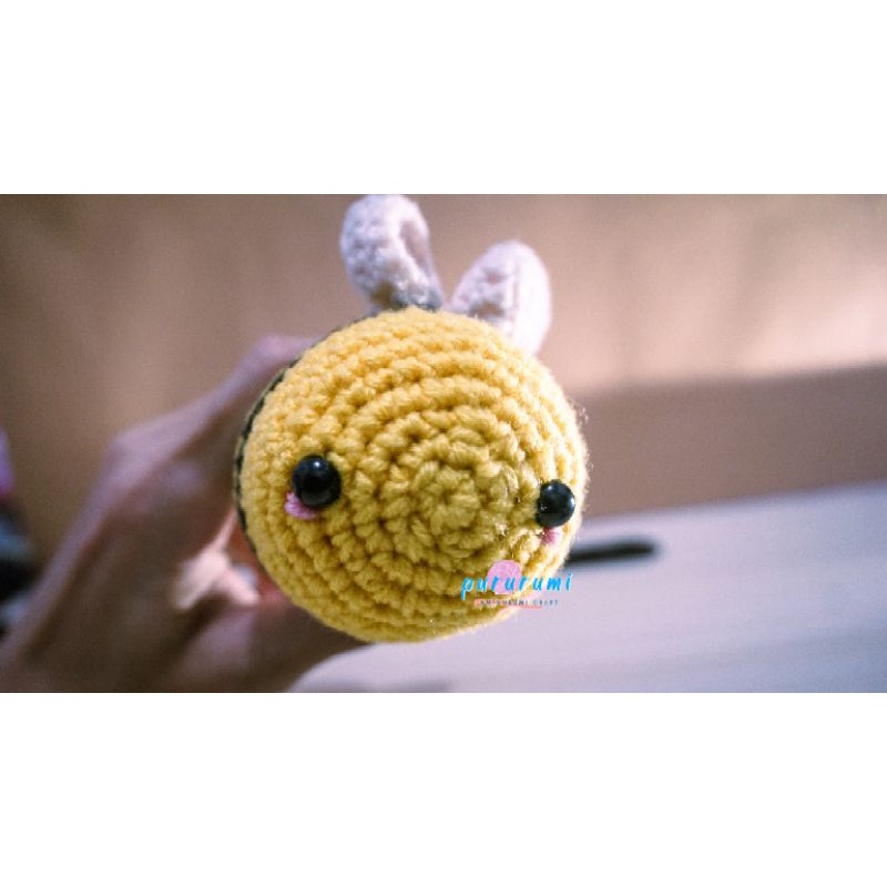 Jual Amigurumi Bee / Lebah (boneka rajut) | Shopee Indonesia