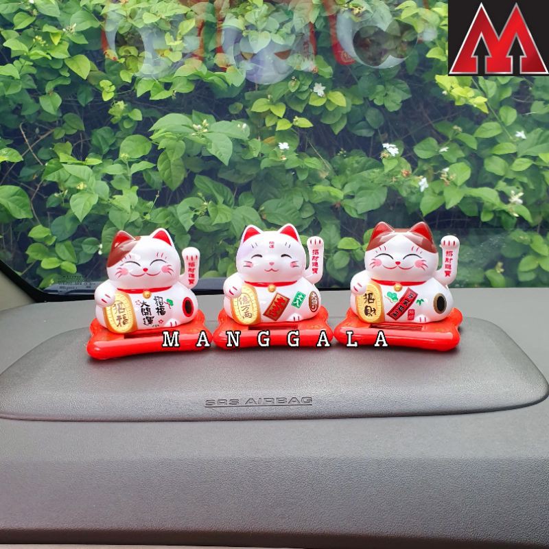 Jual Boneka Pajangan Hiasan Kue Bobble Head Solar Goyang Dashboard