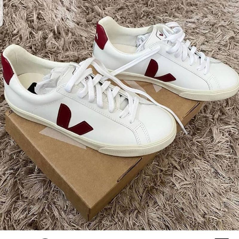 Jual NEW - VEJA Campo White Leather Sneakers Maroon logo | Shopee Indonesia