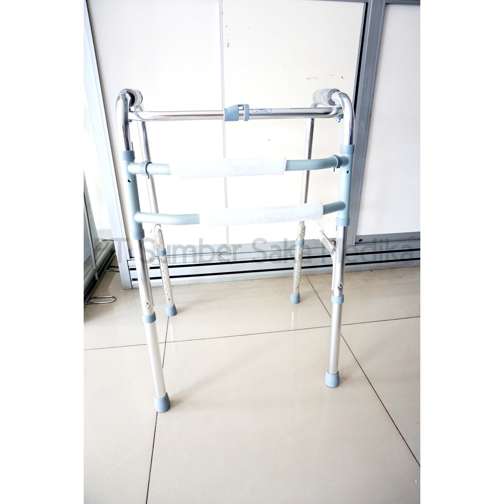 Jual Walker Deluxe Alat Bantu Latihan Jalan Orang Tua Onemed One Med Kruk Shopee Indonesia