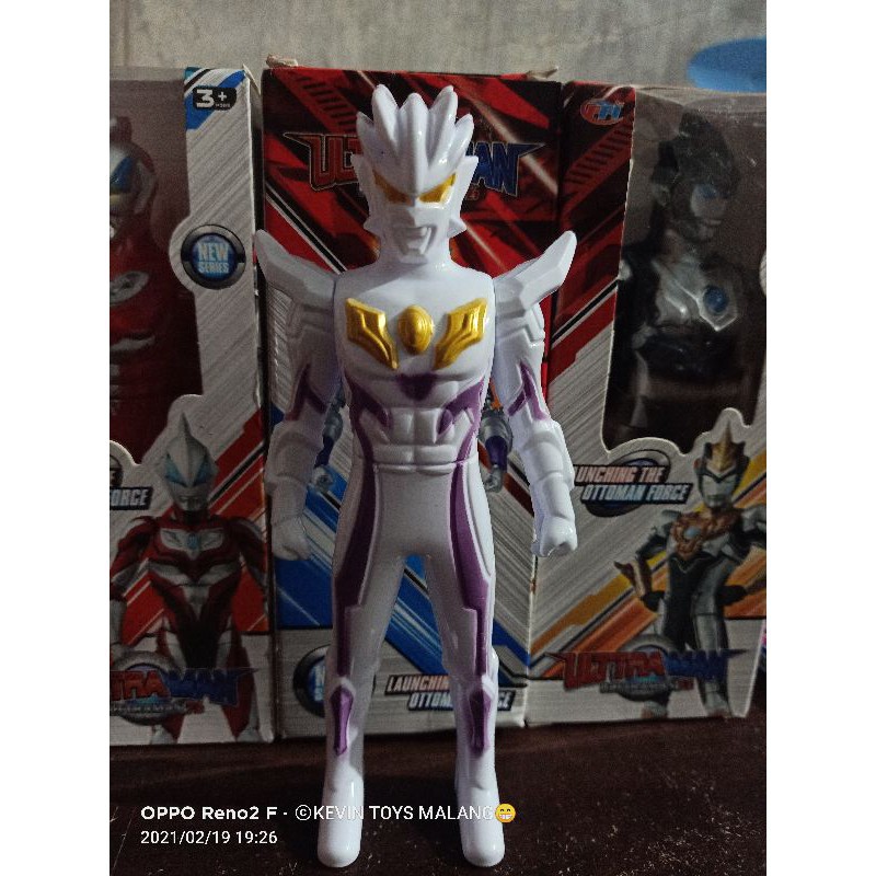 Jual Mainan Super Hero Ultraman Taiga Ultraman Zero Ultraman Ruebe R/B ...