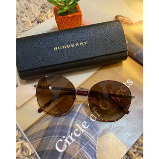 Burberry shop 3094 fone