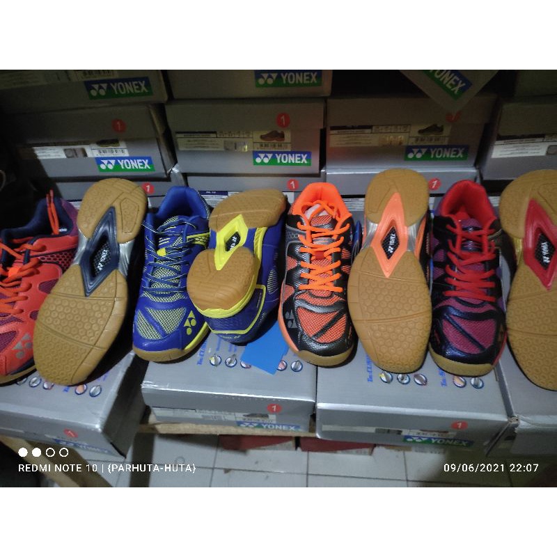 Jual sepatu yonex all england 15 original | Shopee Indonesia