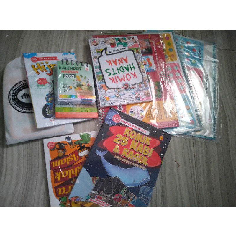Jual paket buku hemat | Shopee Indonesia