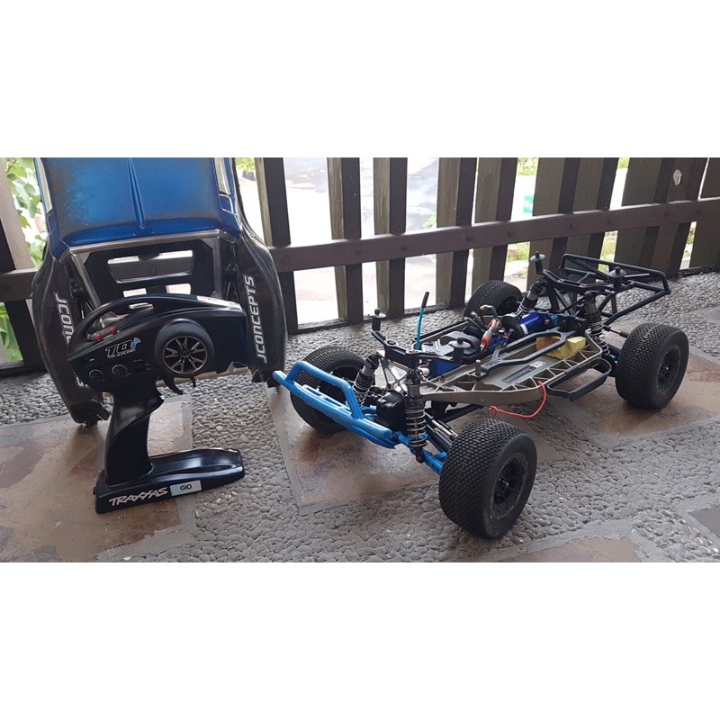 Harga traxxas 2024 slash 4x4