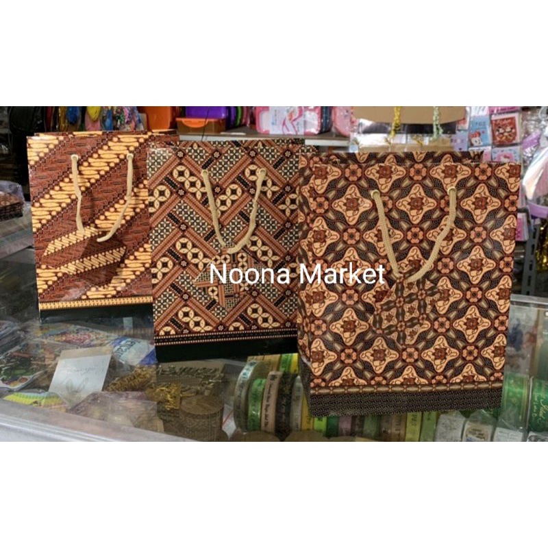 Jual Paperbag Batik Kiky B ( Sedang ) | Shopee Indonesia