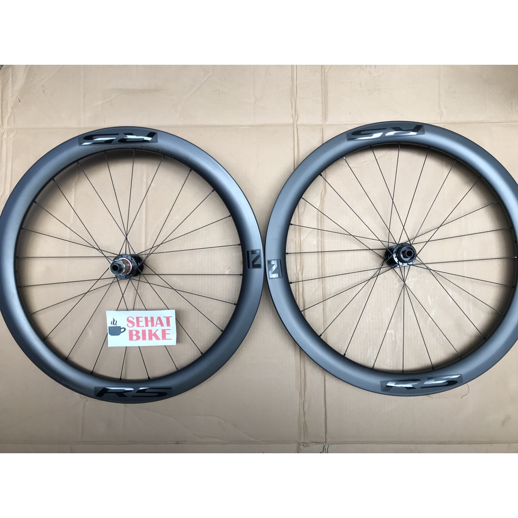 Novatec R5 700C クリンチャーホイールセット inu-k 71L4p743DNL._UF350,350_QL50_.jpg