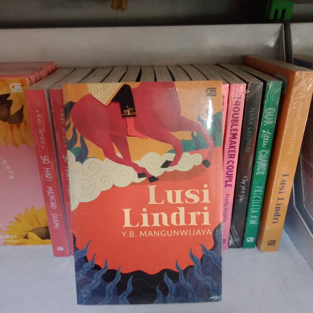 Jual Buku Lusi Lindri Novel Sejarah Lusi Lindri By YB MangunWijaya ...