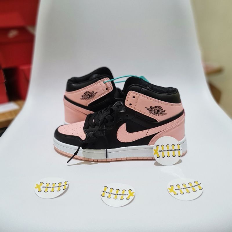 Nike Air Jordan 1 High Black Pink