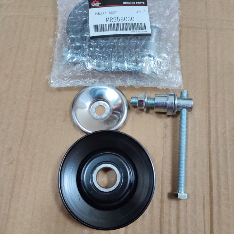 Jual PULLEY TENSIONER AC TRITON PAJERO SPORT MR958030 Shopee Indonesia