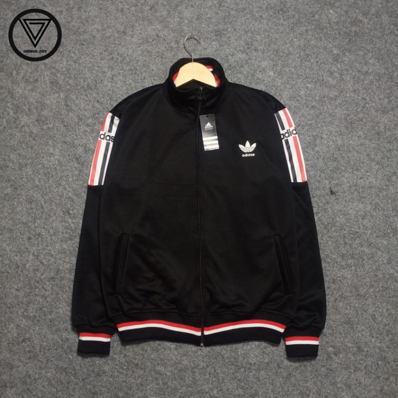 Foto jaket shop adidas terbaru