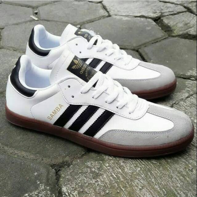 Adidas casual ultras best sale