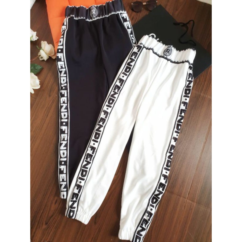 Jogger fendi deals