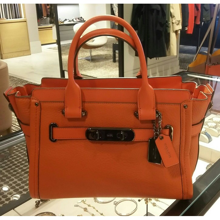 Harga hot sale coach swagger