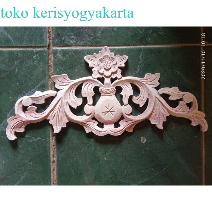 Jual Ukiran Ornamen Tempel Serbaguna Ornamen Kayu Ukir Mahkota Mawar