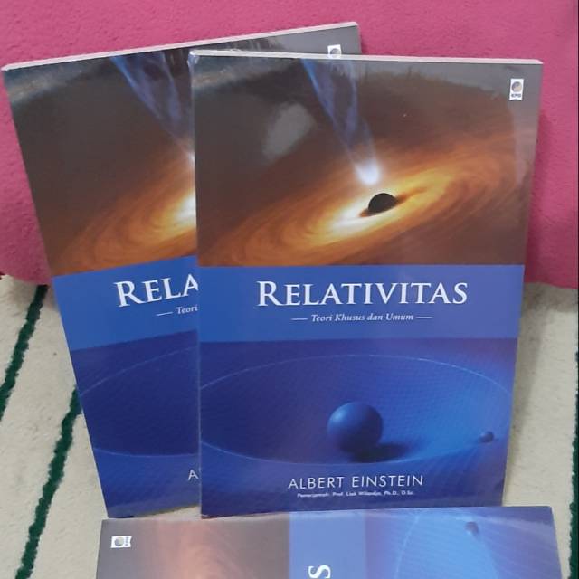 Jual Buku Relativitas Teori Khusus Dan Umum Albert Einstein | Shopee ...