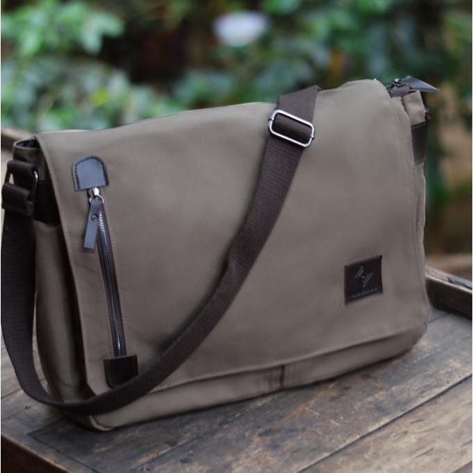 Jual Tas Kerja Formal Terkini Aries Messenger Brown Tas Selempang