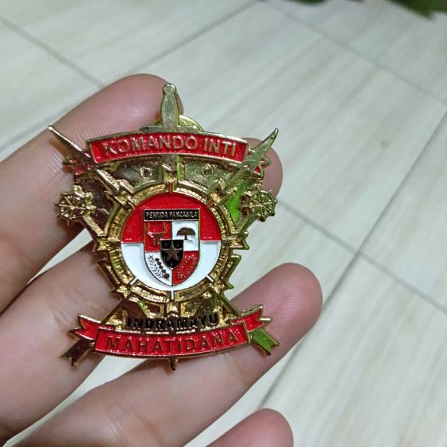 Jual Pin Cor /pin Enamel Custom/souvenir/pin/pin Custom/pin Murah/pin ...