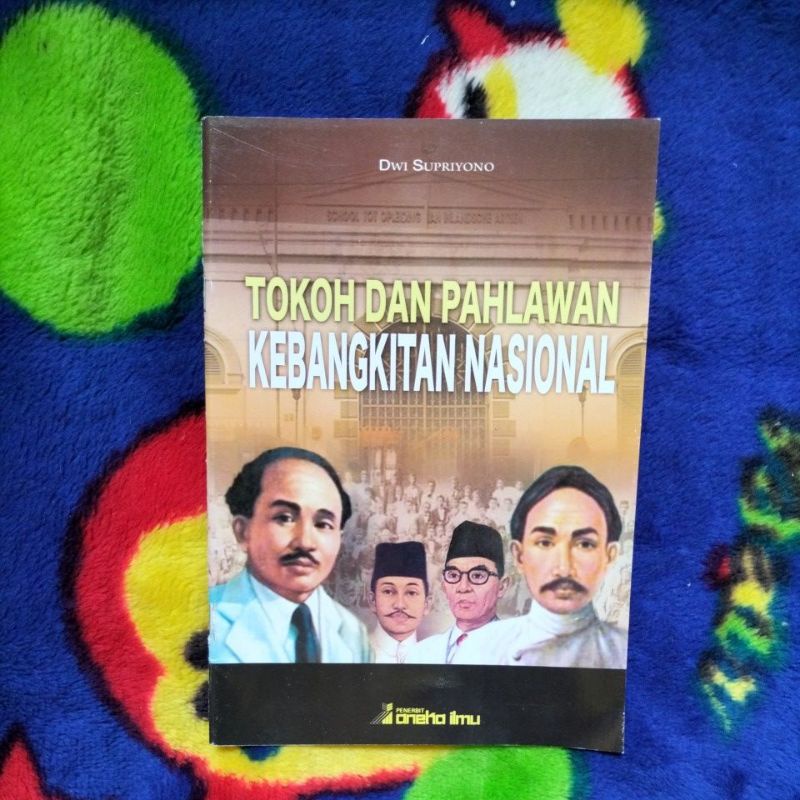 Jual ORIGINAL BUKU CERITA PAHLAWAN TOKOH DAN PAHLAWAN KEBANGKITAN ...