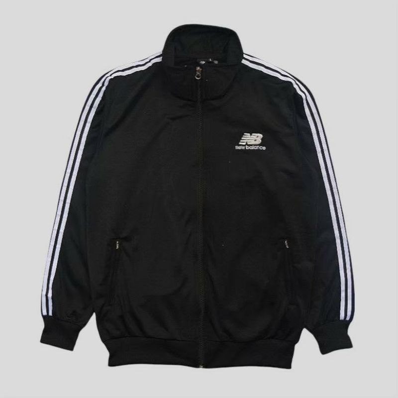 Jaket store new balance