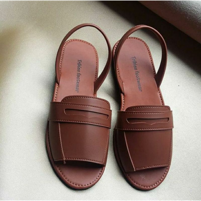 sandal plat