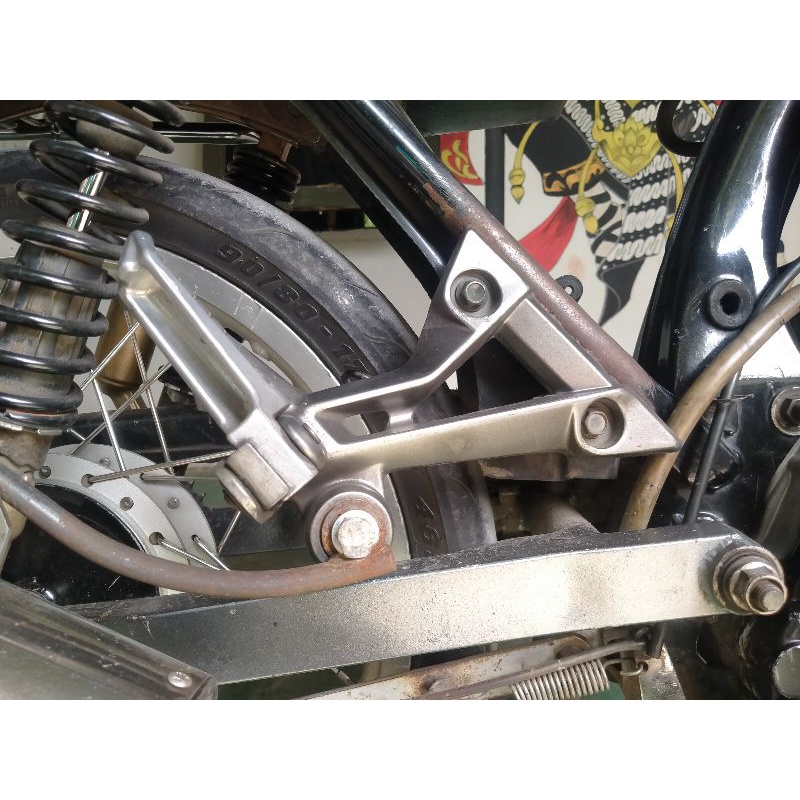Jual step postep footstep belakang ninja 250 fi original kanan kiri ...