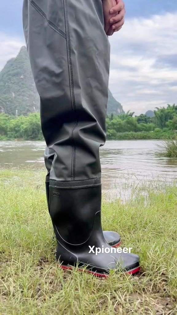 Jual Sepatu Boots Karet Petani Sawah Panjang Sampai Pinggang Perkebunan ...