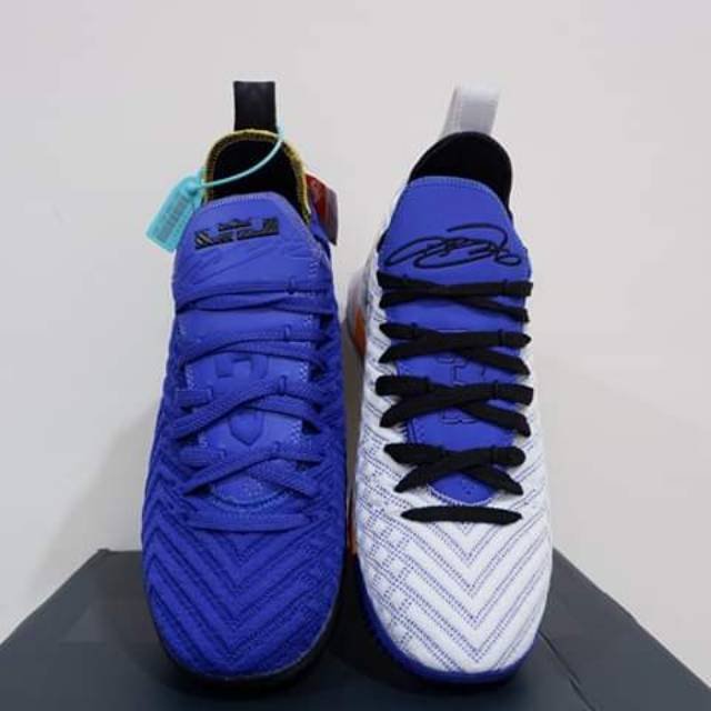 Sepatu Basket Nike Lebron 16 Yin Yang