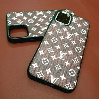 Jual Casing Custom Hardcase LOUIS VUITTON TRUNK W5210 iPhone 11 Pro di  Seller CATLECASE - Sambiroto, Kota Semarang