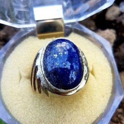 Batu on sale lapis lazuli