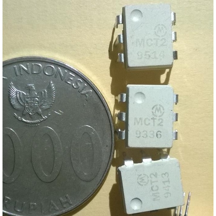 Jual MCT2E 6Pin DIP Optoisolator Optocoupler Transistor Output