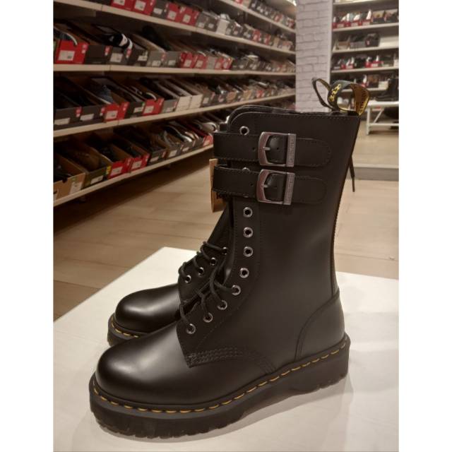 Caspian dr martens best sale