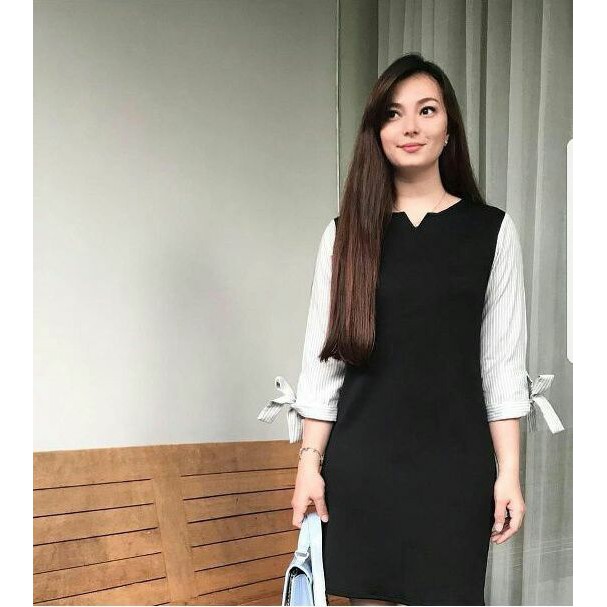 green emerald velvet dress SHEWEARSSUGAR Secretary Dress | Dress Wanita | Dress Pendek main image 0