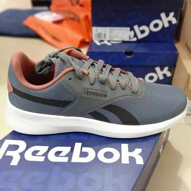 Harga sepatu reebok on sale di sport station