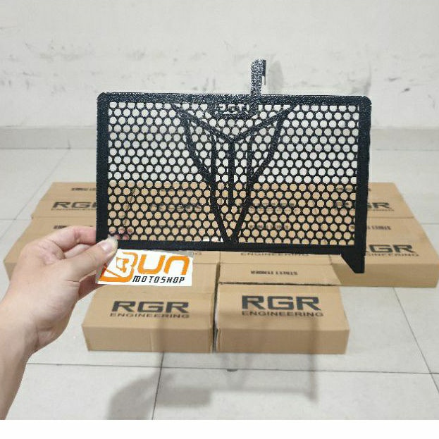 Jual Cover Radiator RGR By StreetFender Original Yamaha NEW OLD MT25 MT ...