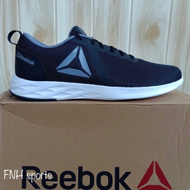 reebok workout adv l