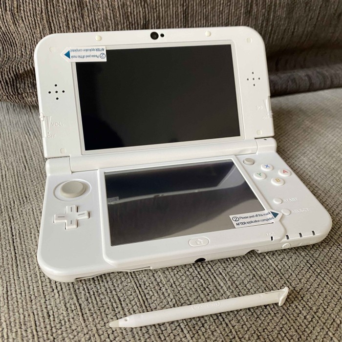 Jual NINTENDO New 3DS XL CFW 32GB Full Games Putih Shopee