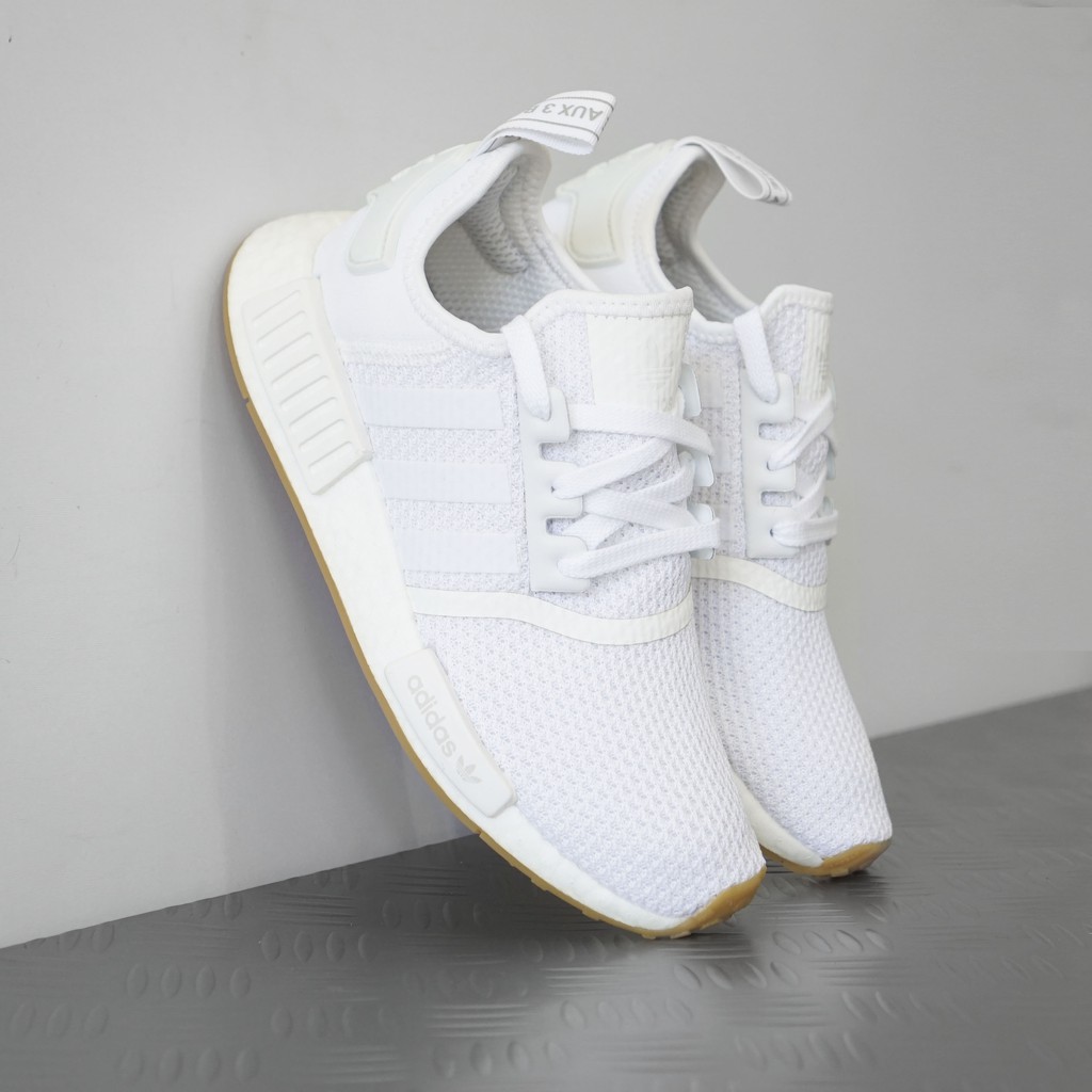 ADIDAS NMD R1 WHITE GUM WOMEN D96635 ORIGINAL