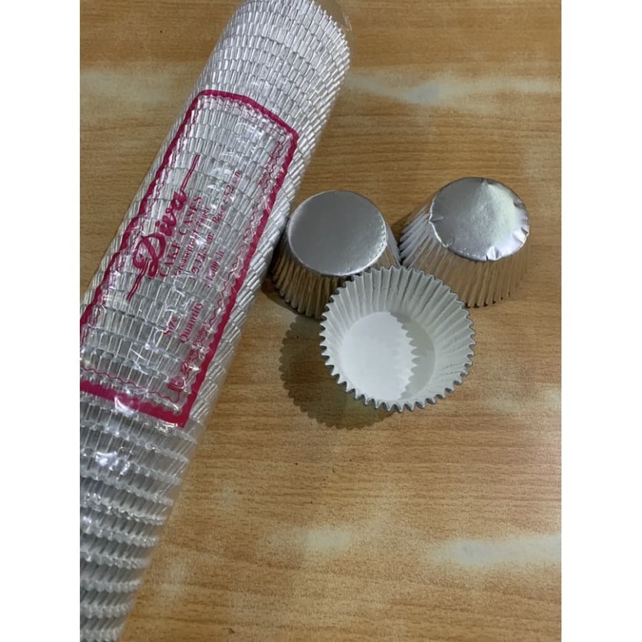 Jual Case Diva 125/52 Silver 1 roll 1000 pc / kertas muffin cupcake cup ...
