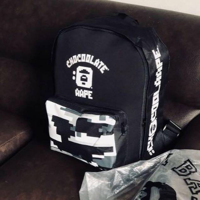 TAS BACKPACK BAPE X CHOCOLATE ORIGINAL BNWT MONEY BACK GUARANTEE