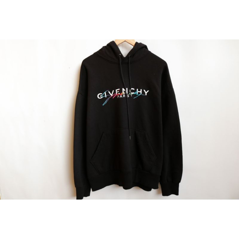 Harga 2025 hoodie givenchy