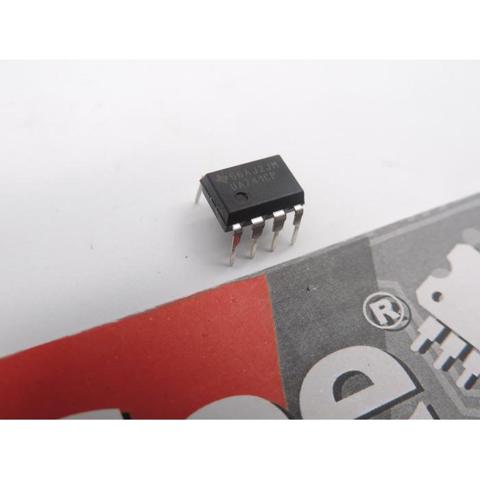 Jual Ua741cn Ua741 Single Op Amp Operational Amplifier Ua 741 Lm741 Lm Dip8 Shopee Indonesia 4409